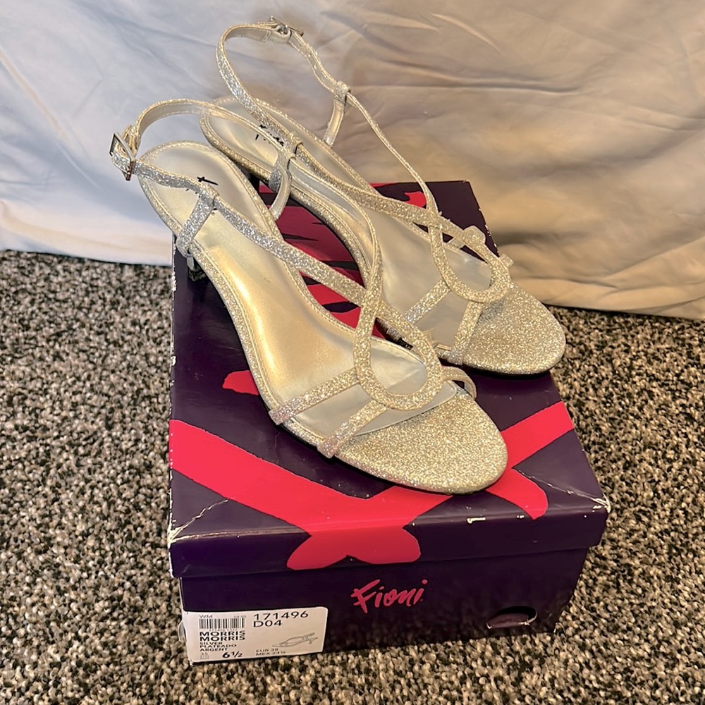 Silver Heels!